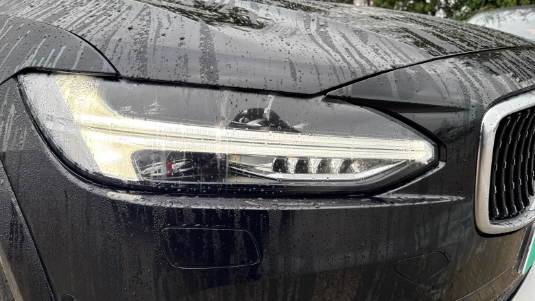 Volvo V90 2.0 D4 Cross Country Pro 5dr AWD Geartronic Diesel Estate